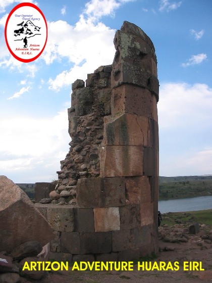 Tumba de Sillustani - Puno
